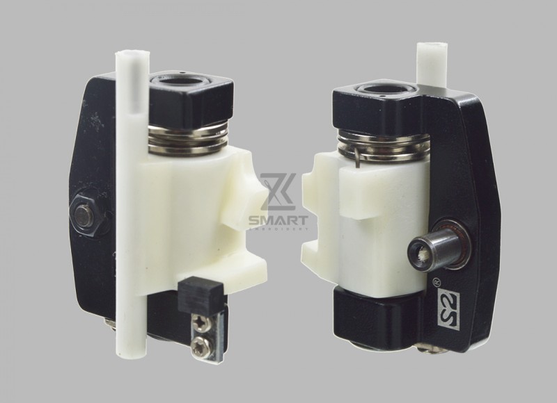 ニードルバーレスポロカーターアセンブリ中国の刺繍マシンスペアパーツA01M09