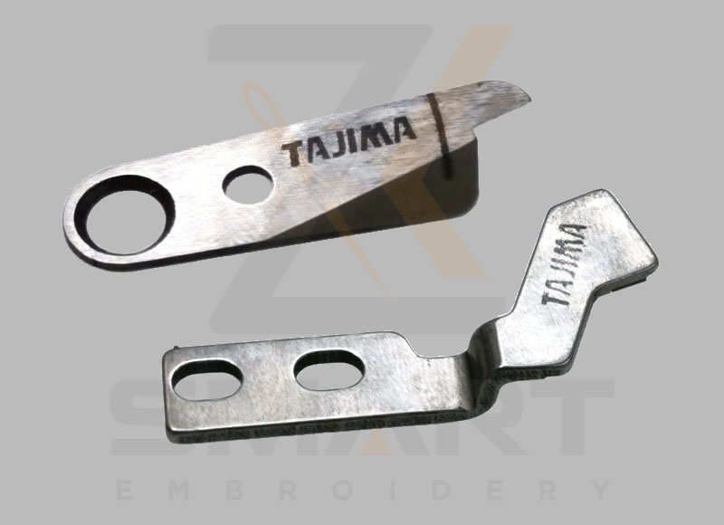 田島刺繍機の刃は固定され、可動ナイフ